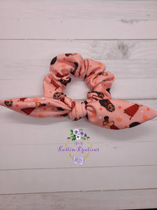 Cousin Dolores Scrunchie