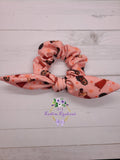 Cousin Dolores Scrunchie